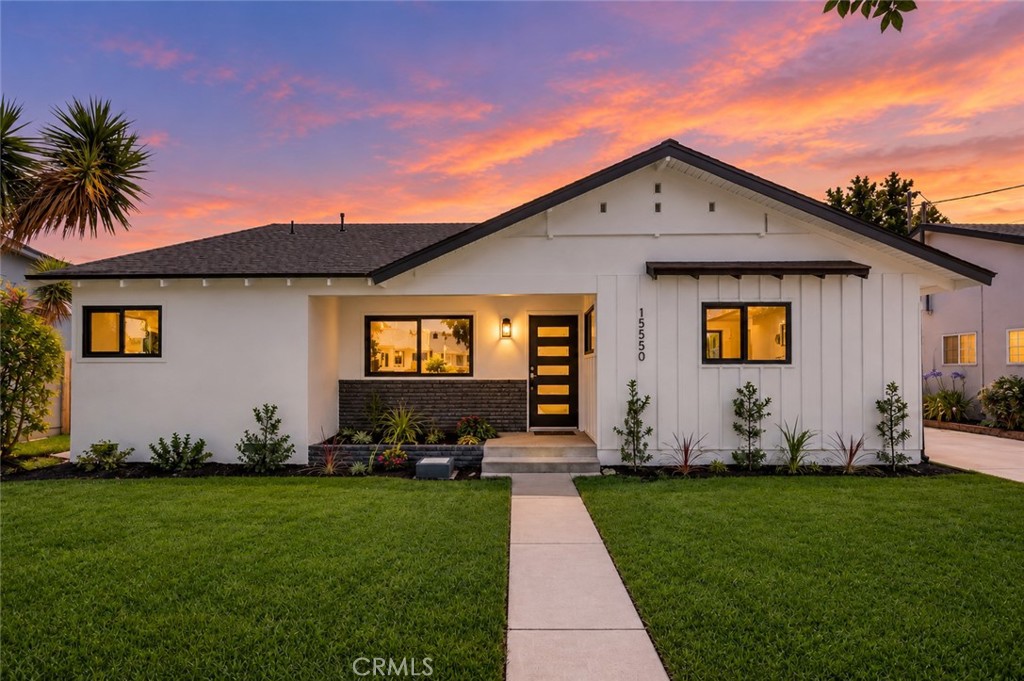 15550 Otsego Street Property Photo 1