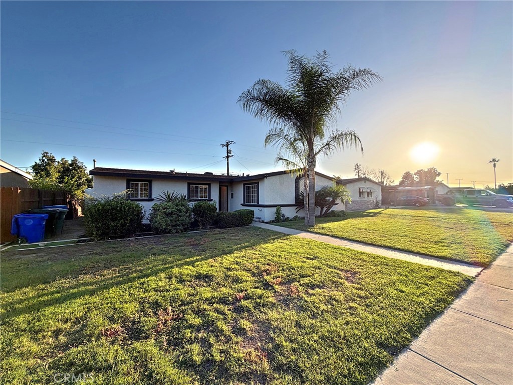 1346 E El Morado Court Property Photo 1