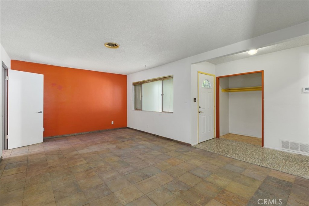 4044 Mt Vernon Avenue Property Photo 6
