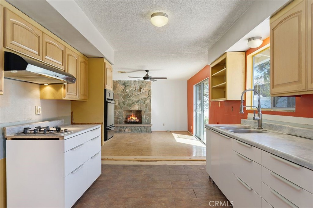 4044 Mt Vernon Avenue Property Photo 15