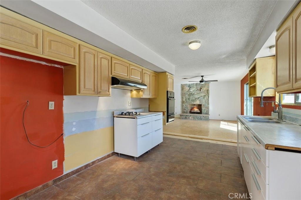 4044 Mt Vernon Avenue Property Photo 21