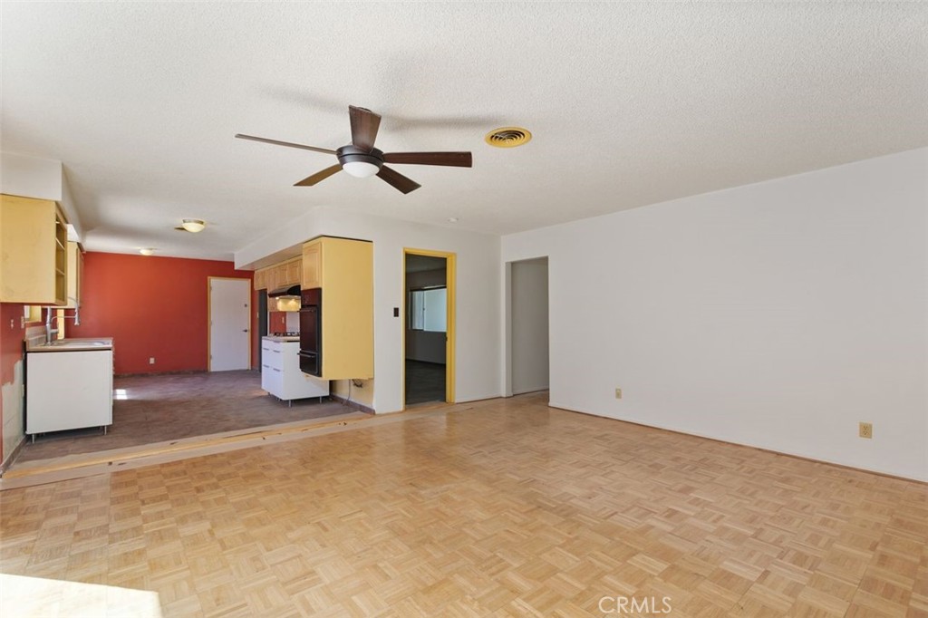 4044 Mt Vernon Avenue Property Photo 36