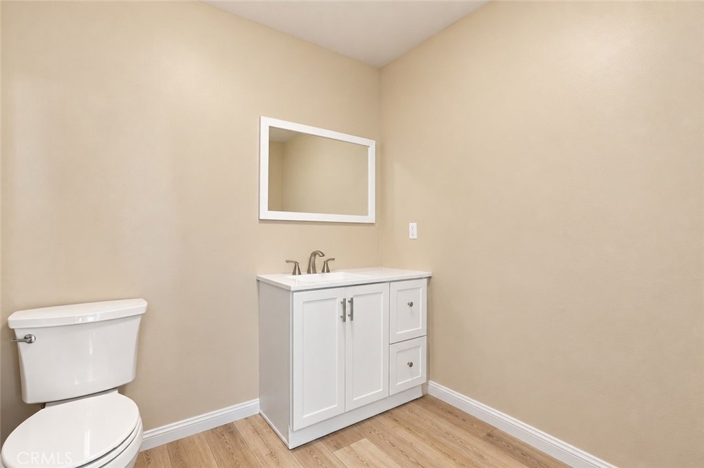 1724 S Vermont Property Photo 30