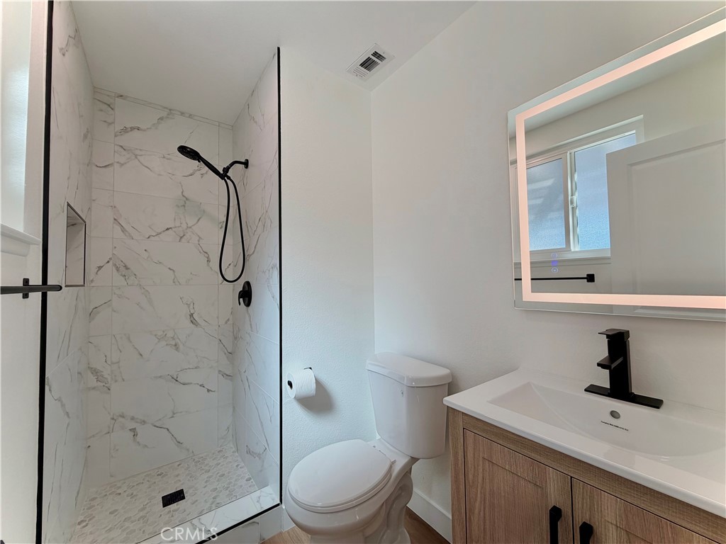 2009 S Plum Avenue Property Photo 17
