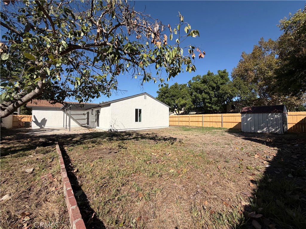 2009 S Plum Avenue Property Photo 21