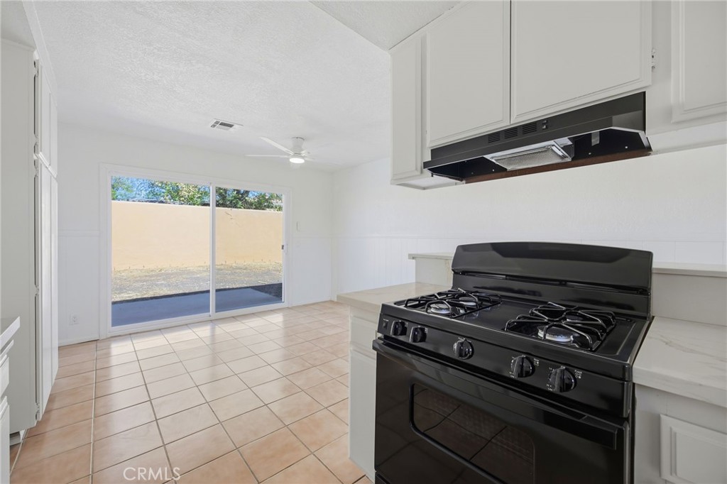 10132 Conejo Property Photo 4