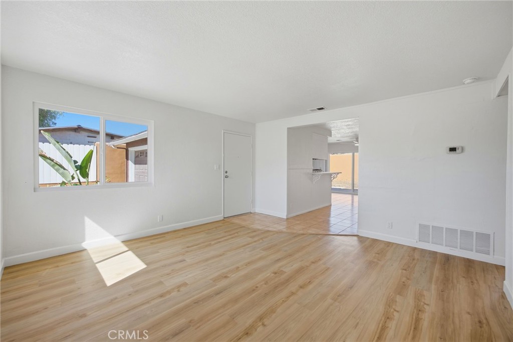 10132 Conejo Property Photo 6