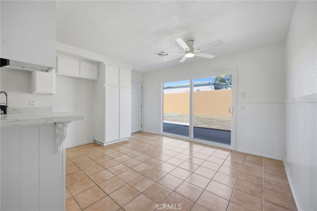 10132 Conejo Property Photo 7