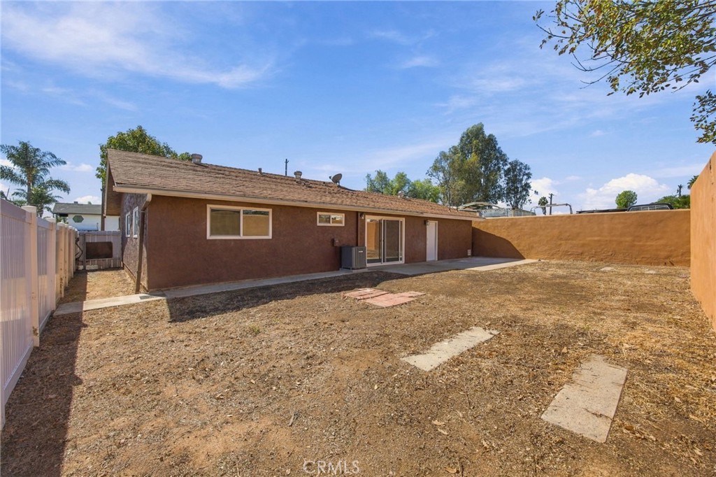 10132 Conejo Property Photo 21