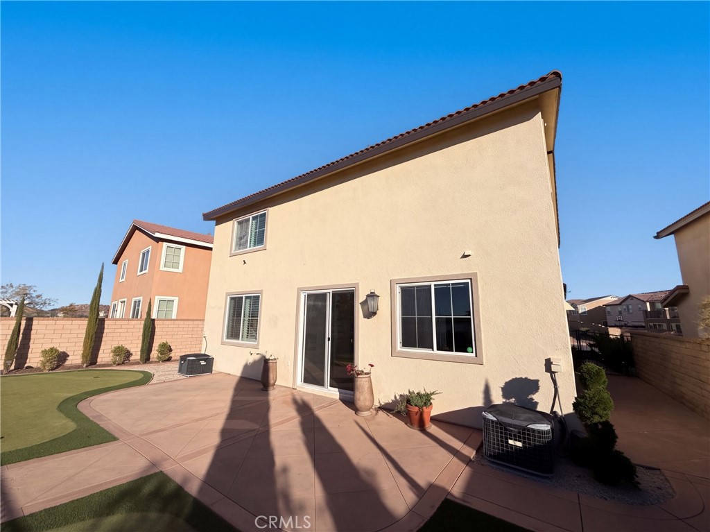 37601 Ficus Court Property Photo 5