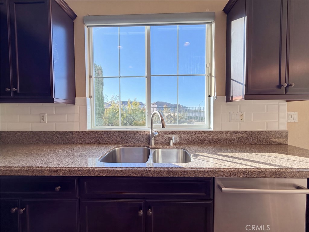 37601 Ficus Court Property Photo 8