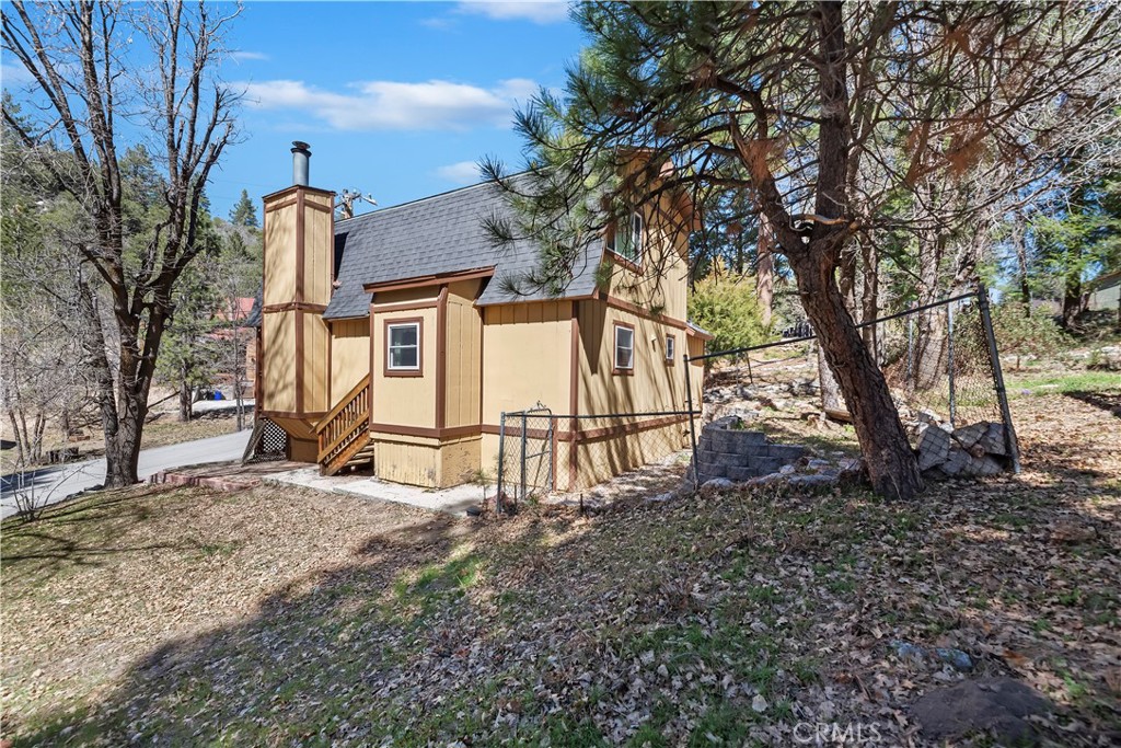 32799 Badger Ln Property Photo 6
