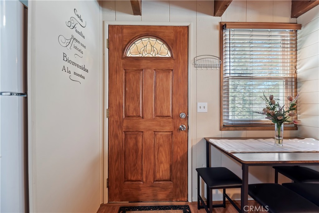 32799 Badger Ln Property Photo 8