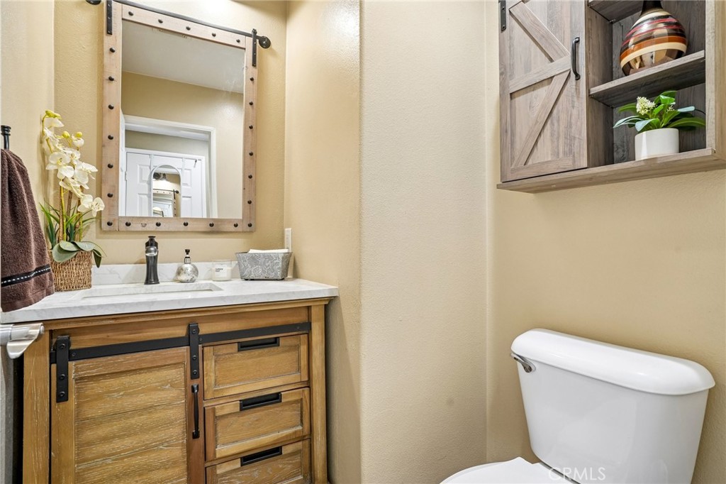 1027 Kemp Drive Property Photo 16
