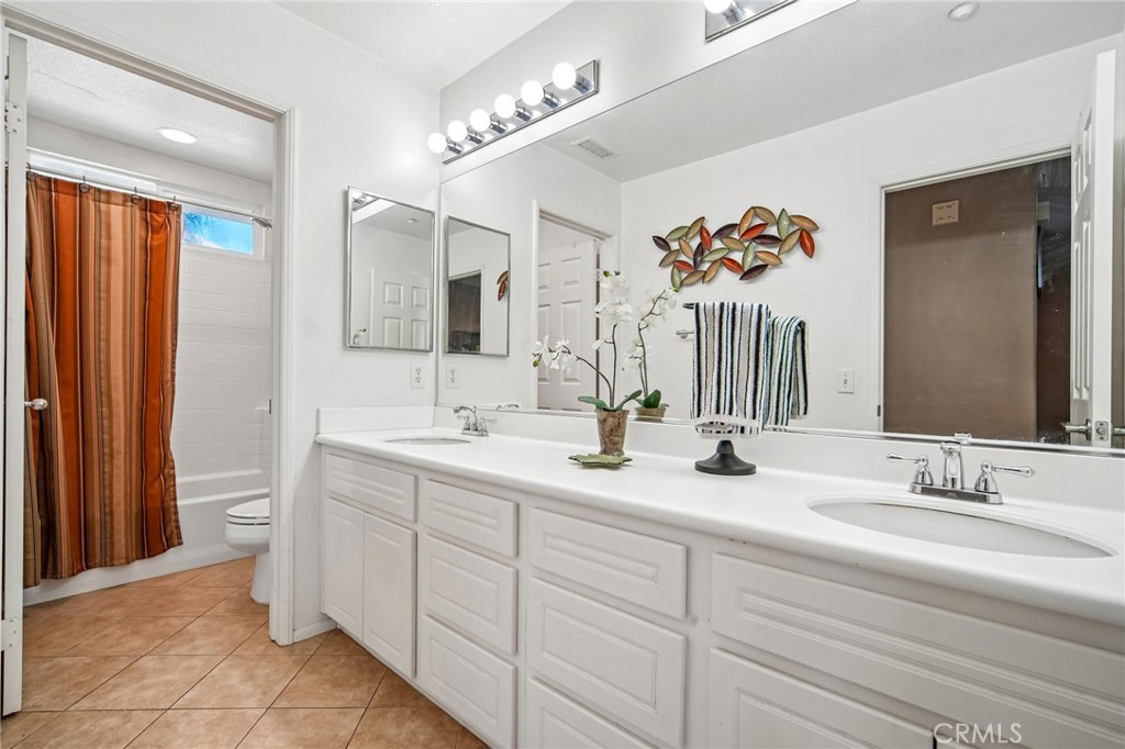 1027 Kemp Drive Property Photo 26