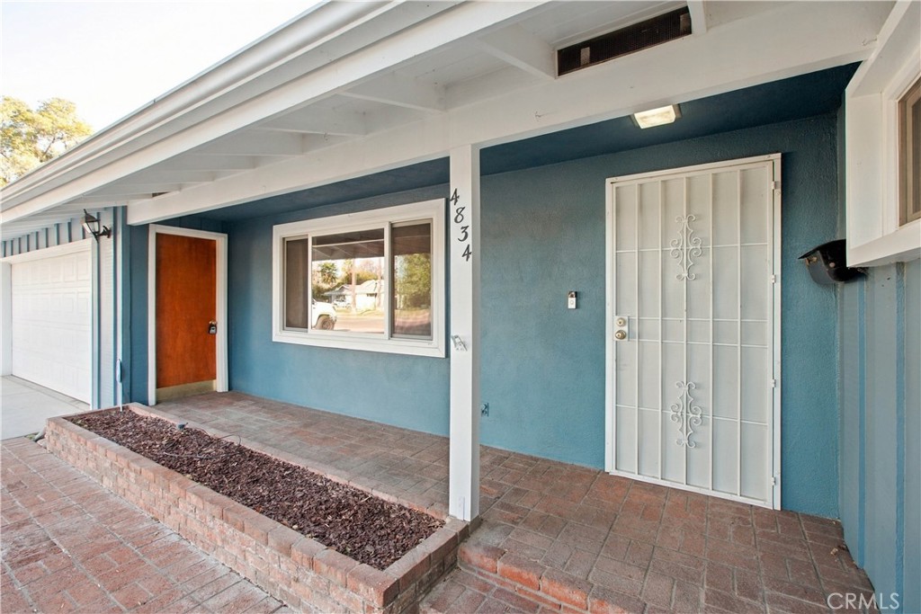4834 Cliffside Property Photo 10