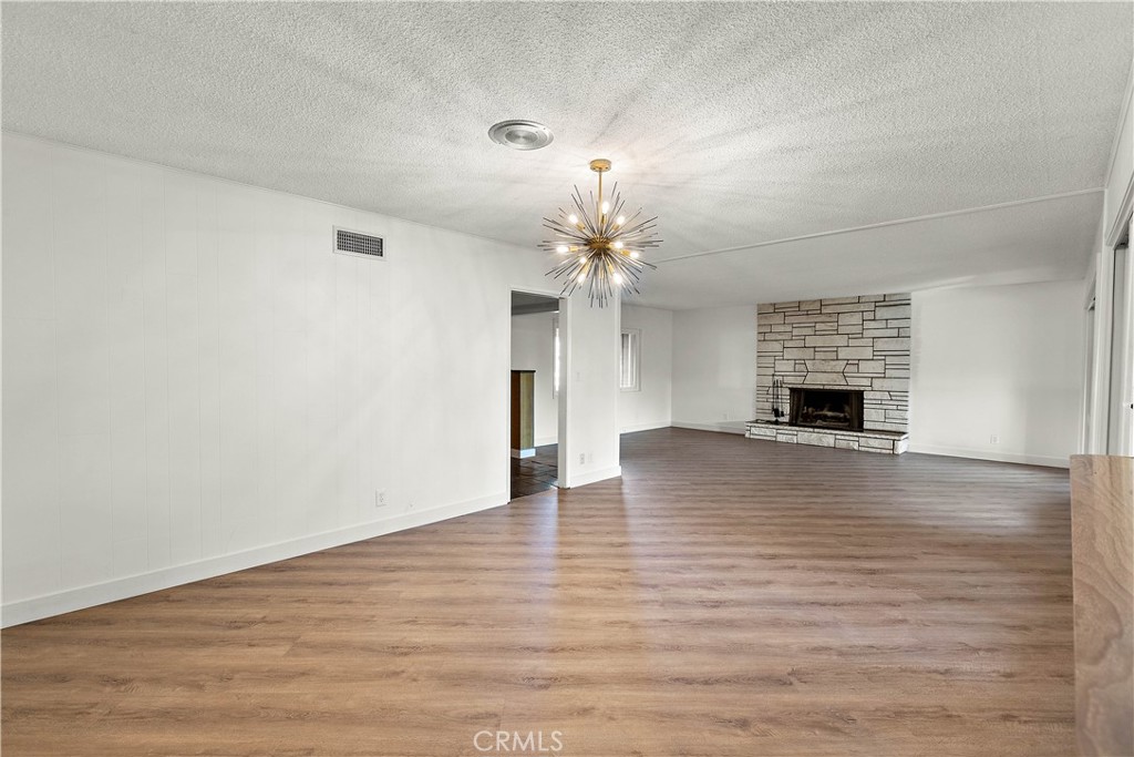 4834 Cliffside Property Photo 16