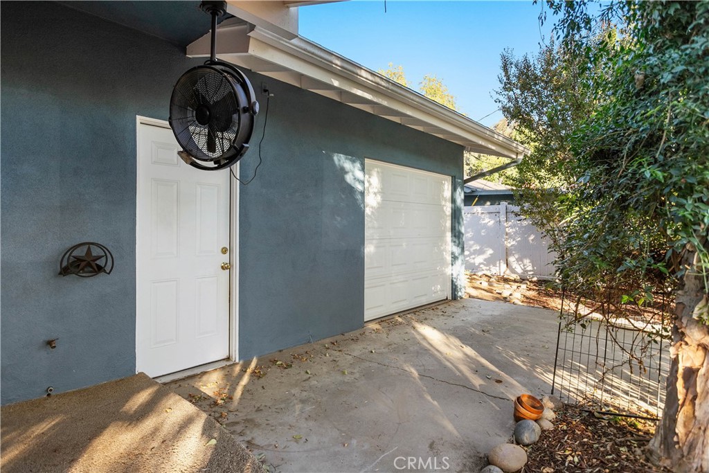 4834 Cliffside Property Photo 40