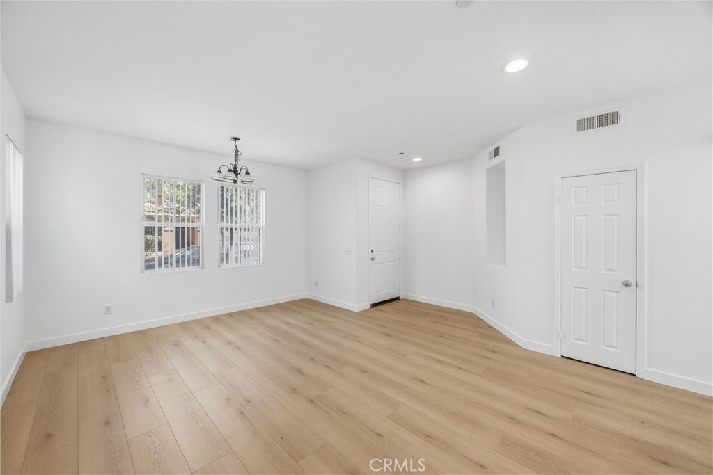 4550 Nicole Property Photo 6
