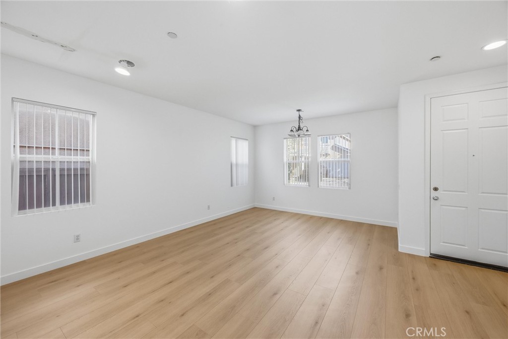 4550 Nicole Property Photo 7