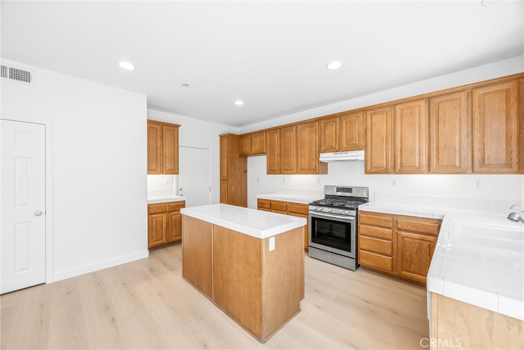 4550 Nicole Property Photo 14