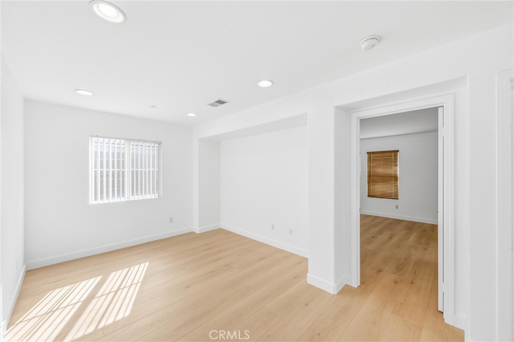 4550 Nicole Property Photo 23