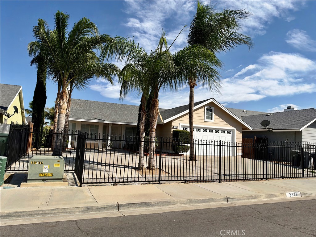 2579 Agile Court Property Photo 4