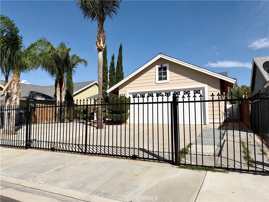 2579 Agile Court Property Photo 5