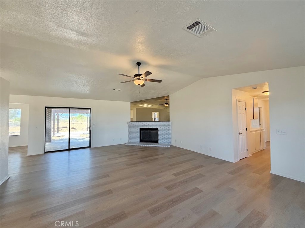 18075 Verano Property Photo 4