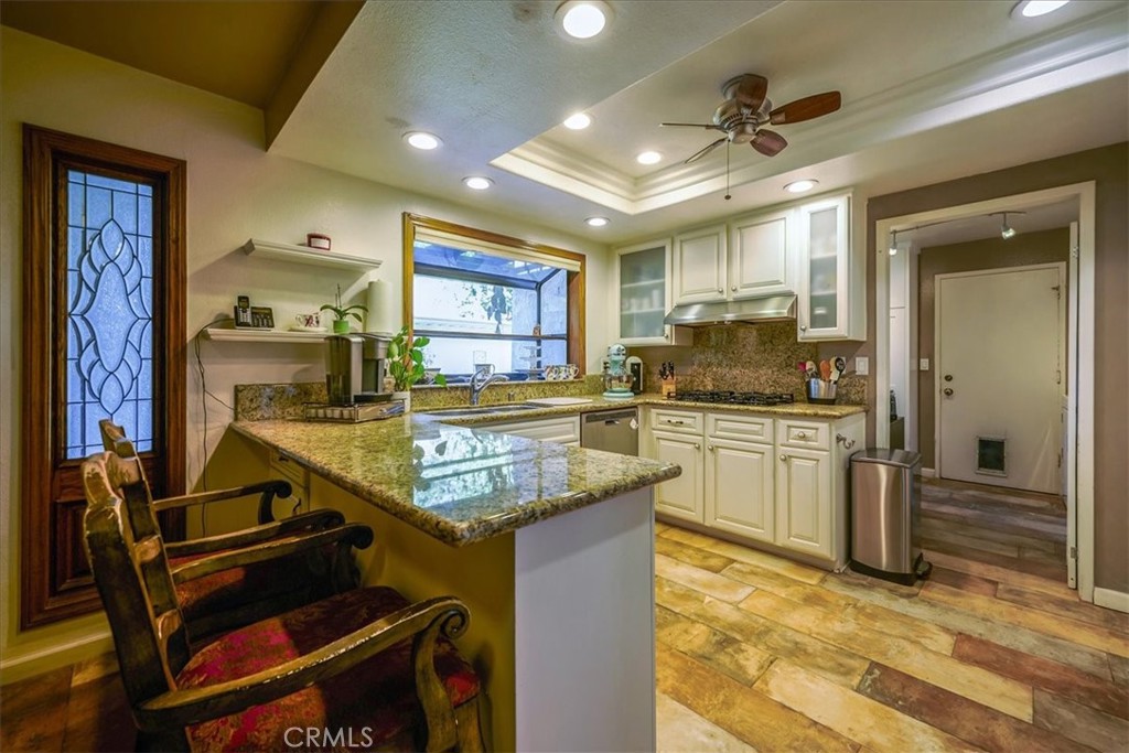 712 Via Zapata Property Photo 12
