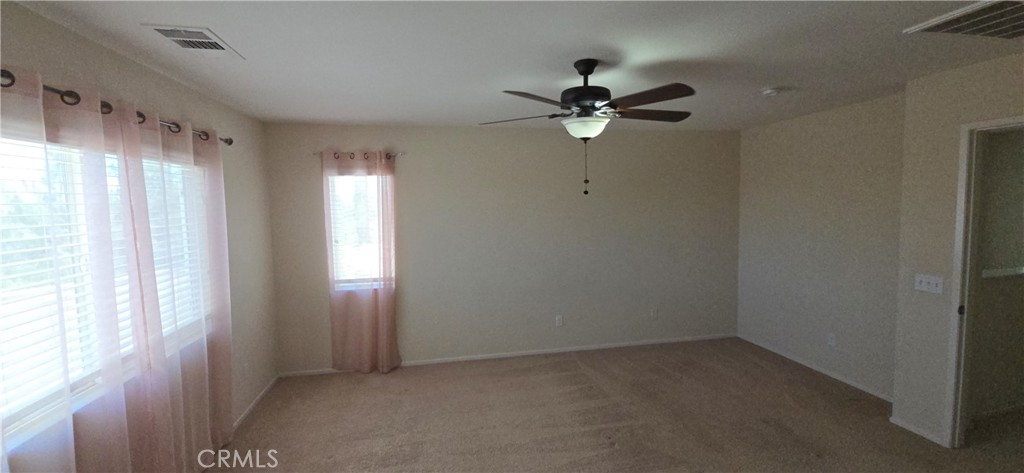 36410 Amateur Property Photo 22