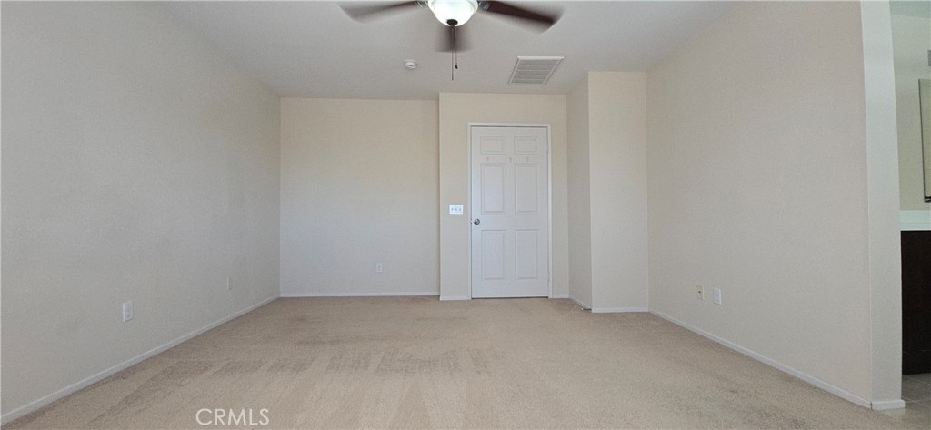 36410 Amateur Property Photo 24