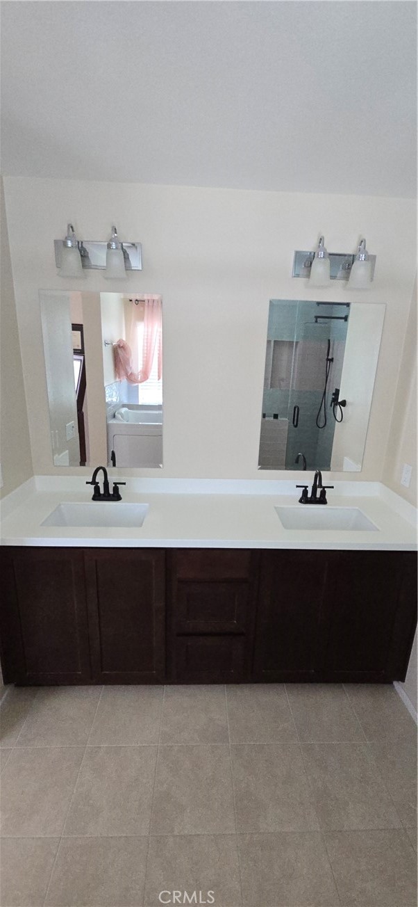 36410 Amateur Property Photo 27