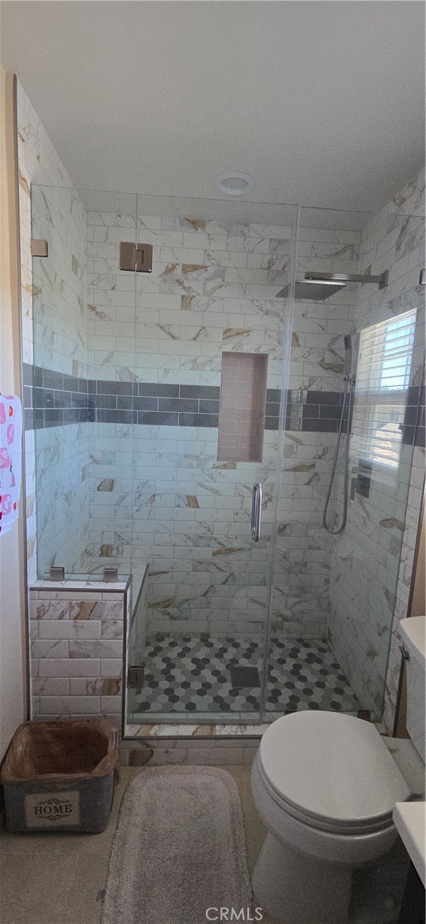 36410 Amateur Property Photo 37