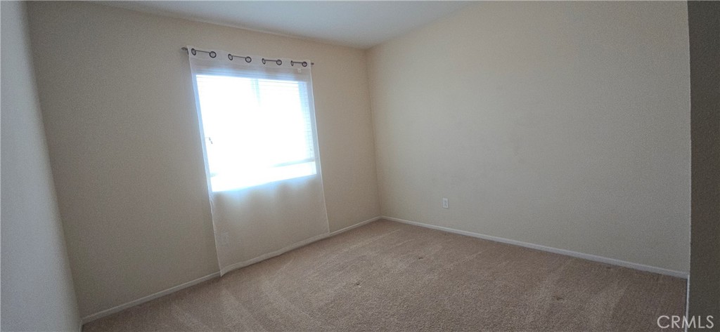 36410 Amateur Property Photo 40