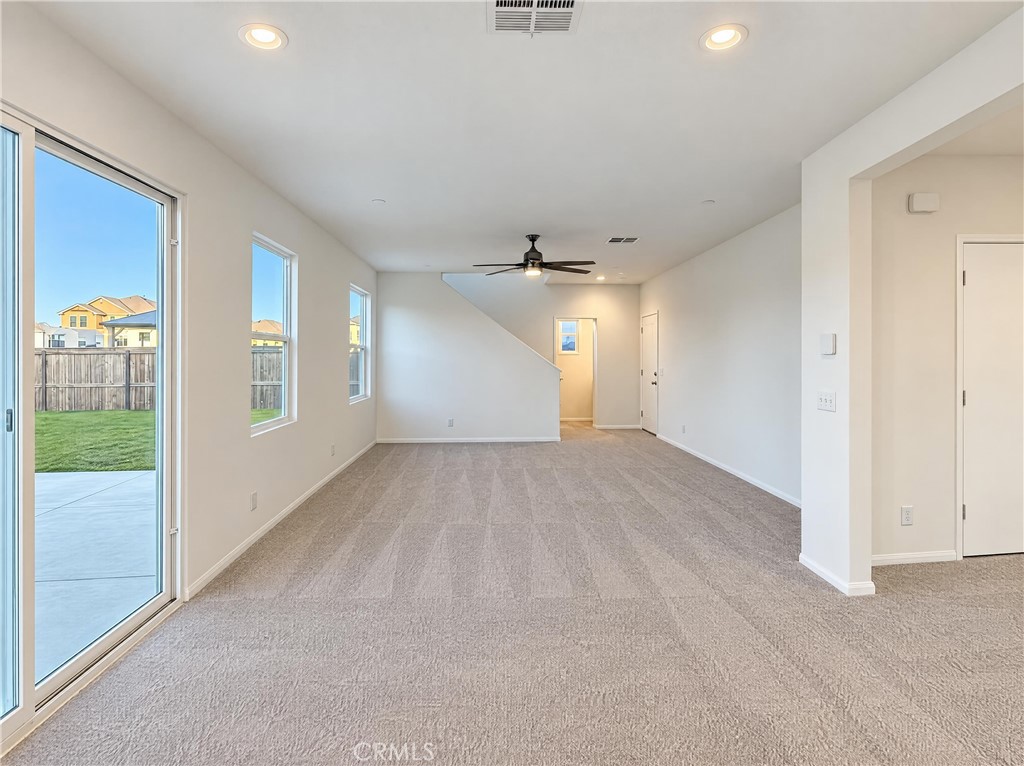 3019 Desert Cloud Property Photo 7