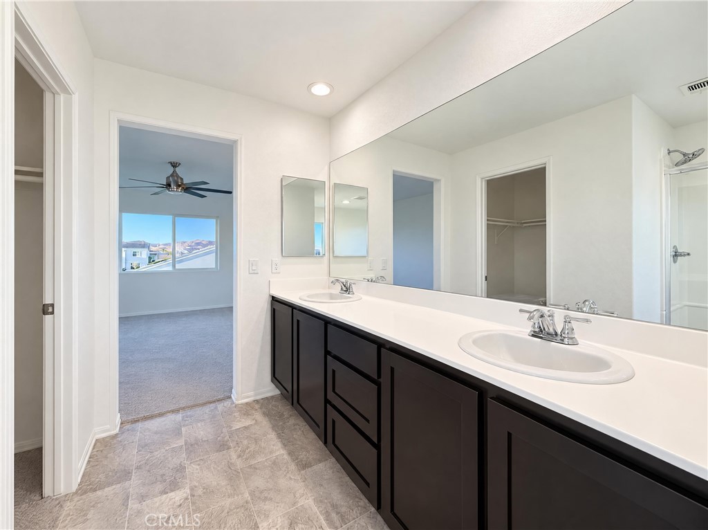 3019 Desert Cloud Property Photo 11