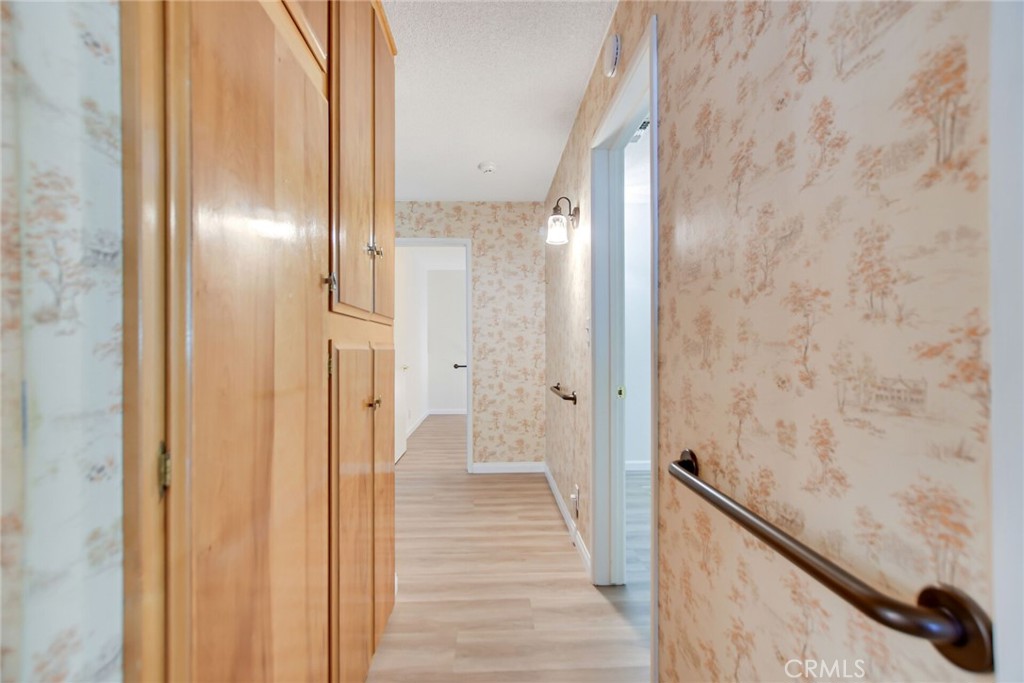 4593 Glen Property Photo 20
