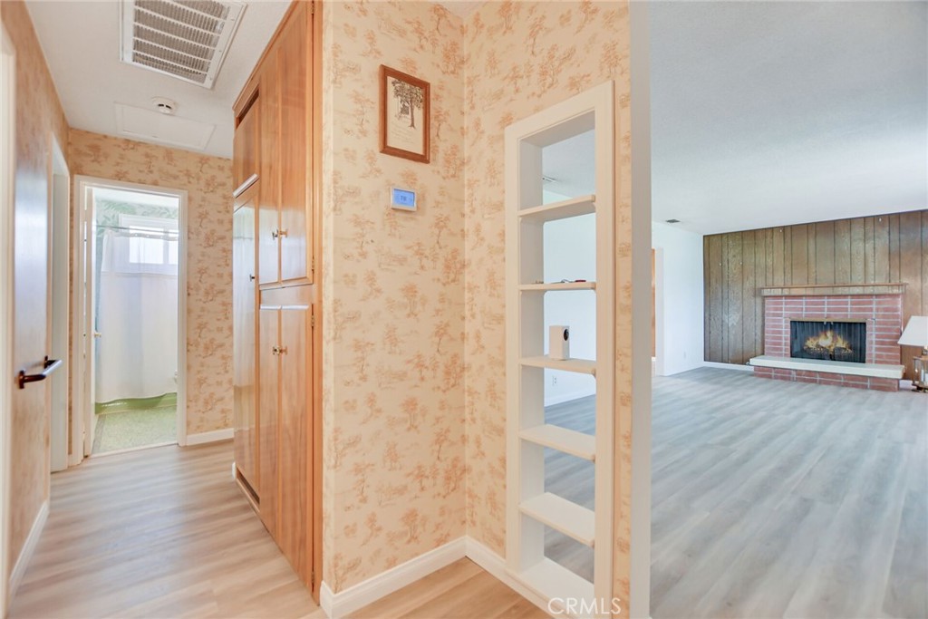 4593 Glen Property Photo 22