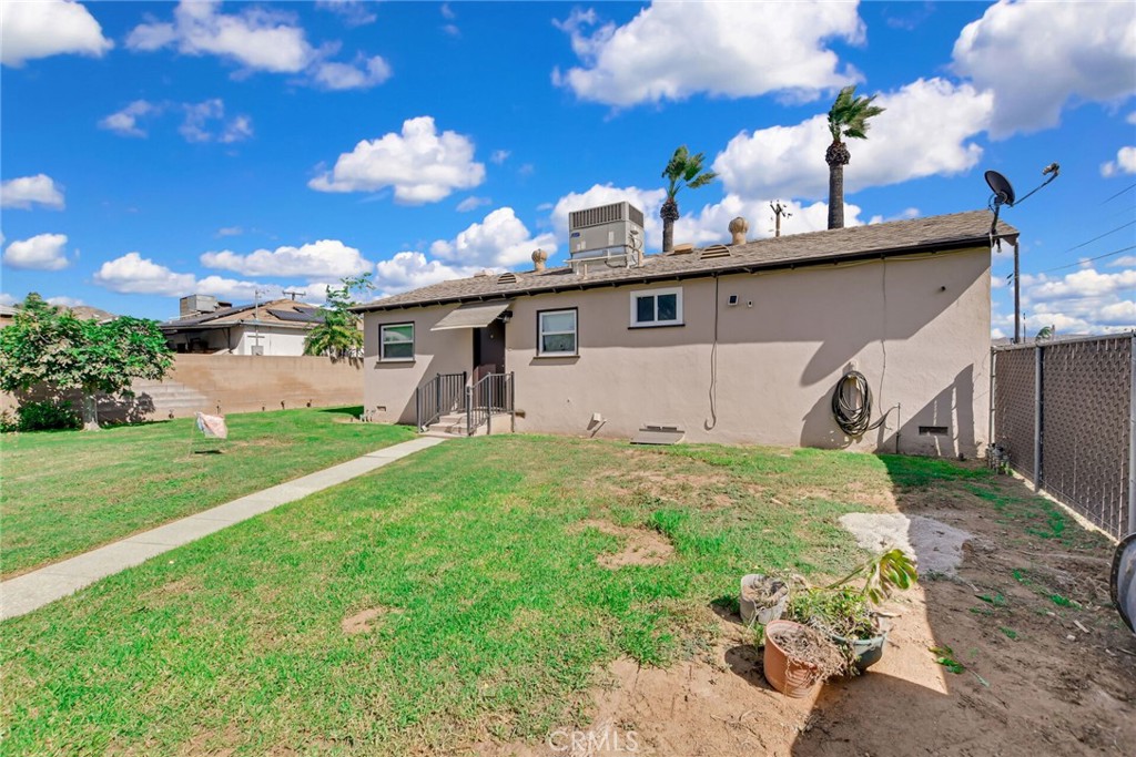 4593 Glen Property Photo 26