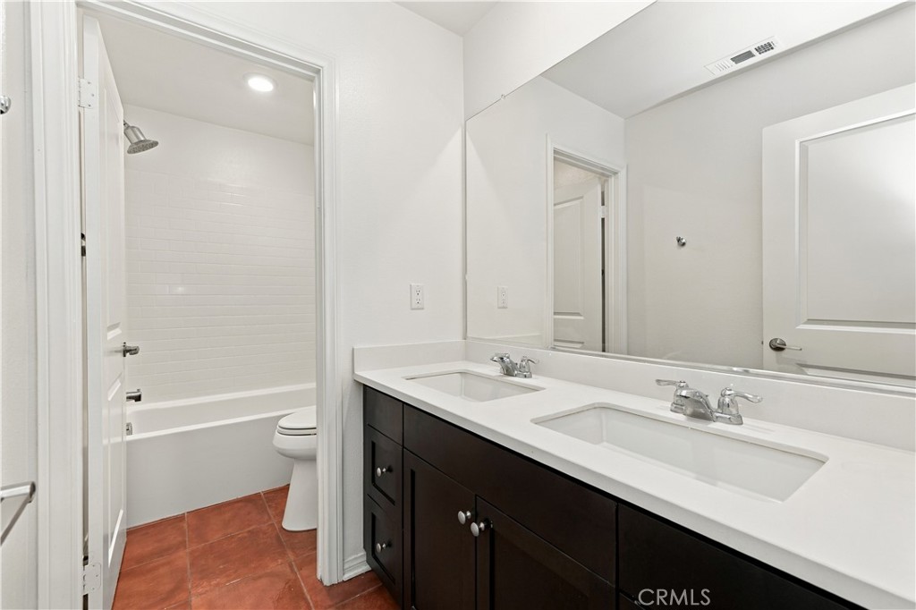 831 Dahlia Property Photo 33