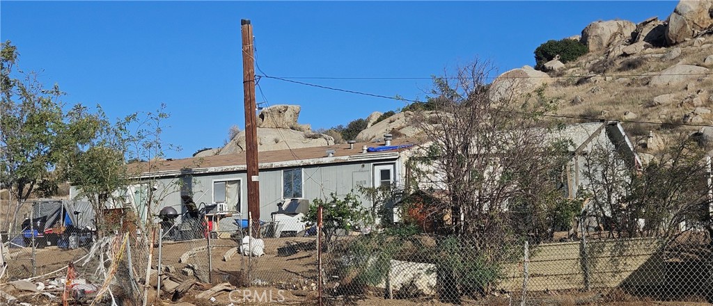 23600 Ray Property Photo 2