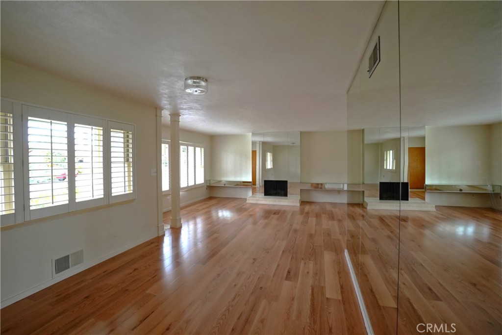 6470 Palm Avenue Property Photo 3