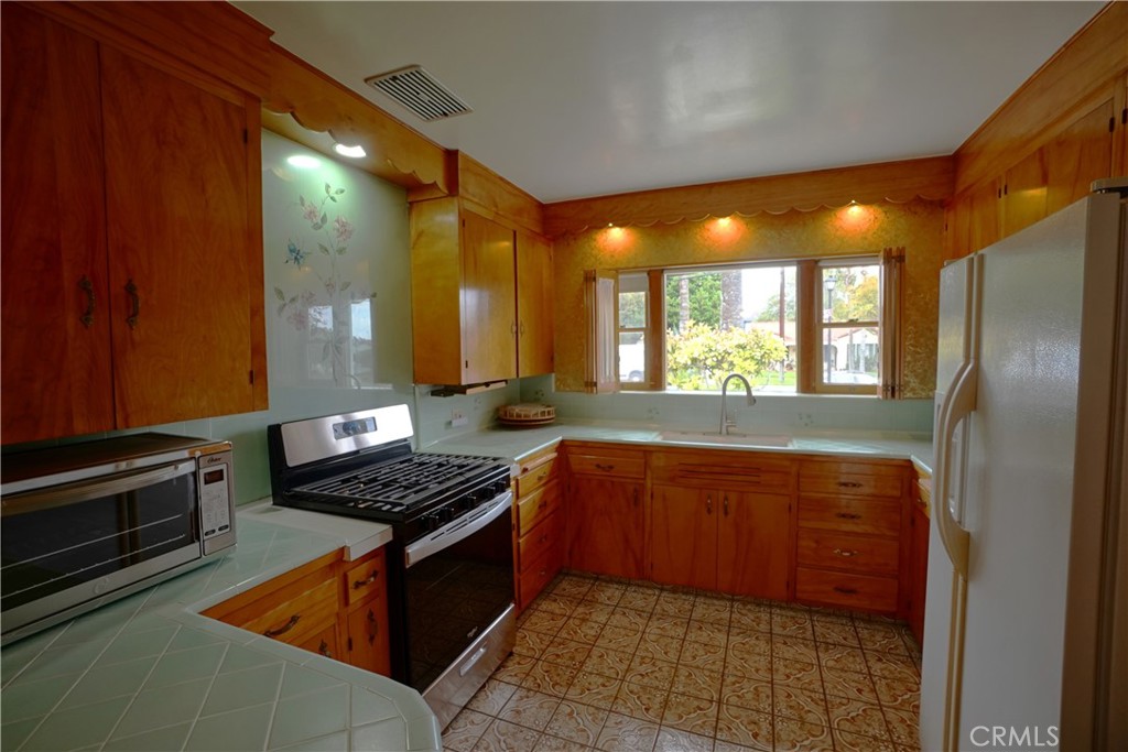 6470 Palm Avenue Property Photo 4