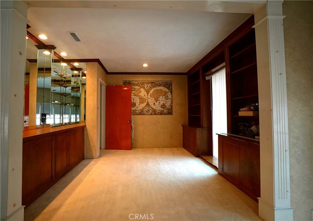 6470 Palm Avenue Property Photo 9
