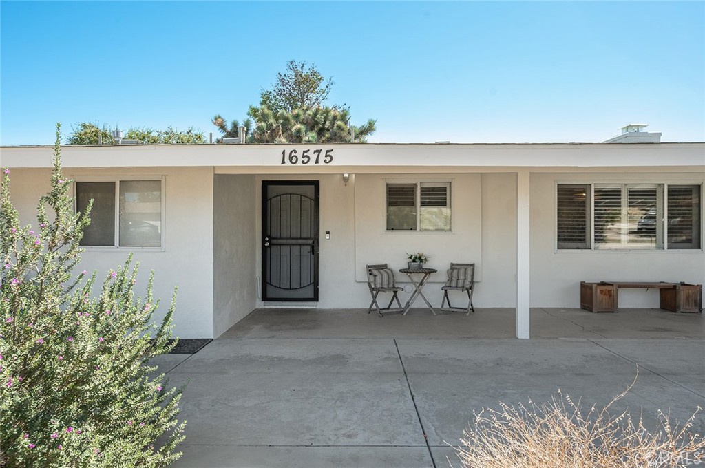 16575 Ash Street Property Photo 2