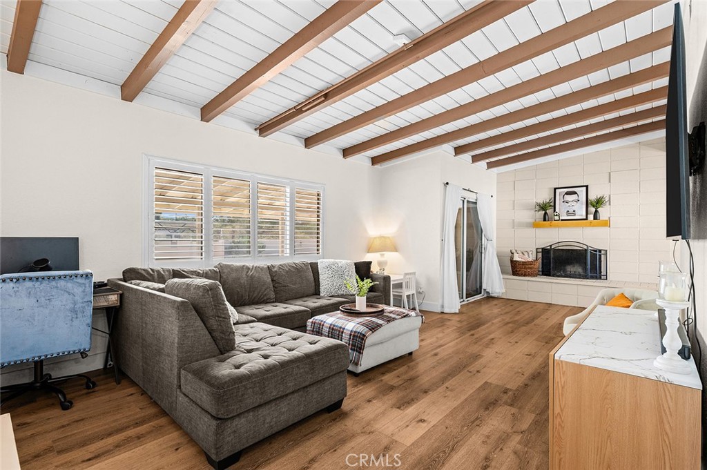 16575 Ash Street Property Photo 6