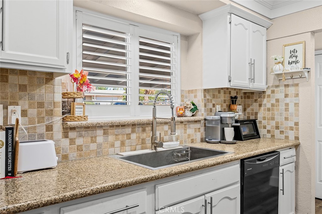 16575 Ash Street Property Photo 11