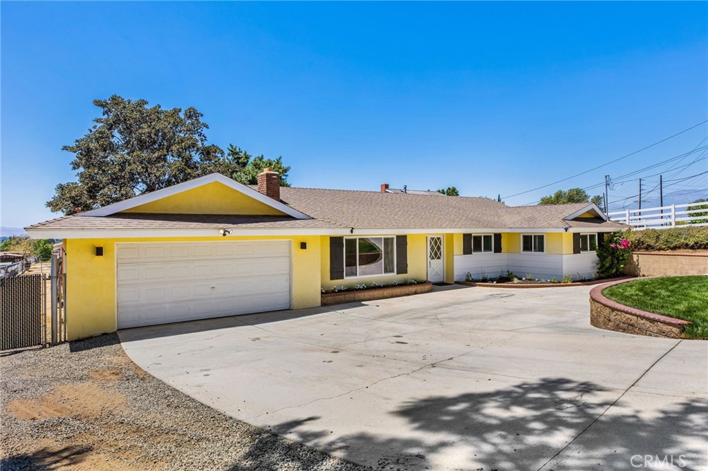 4430 Crestview Property Photo 8