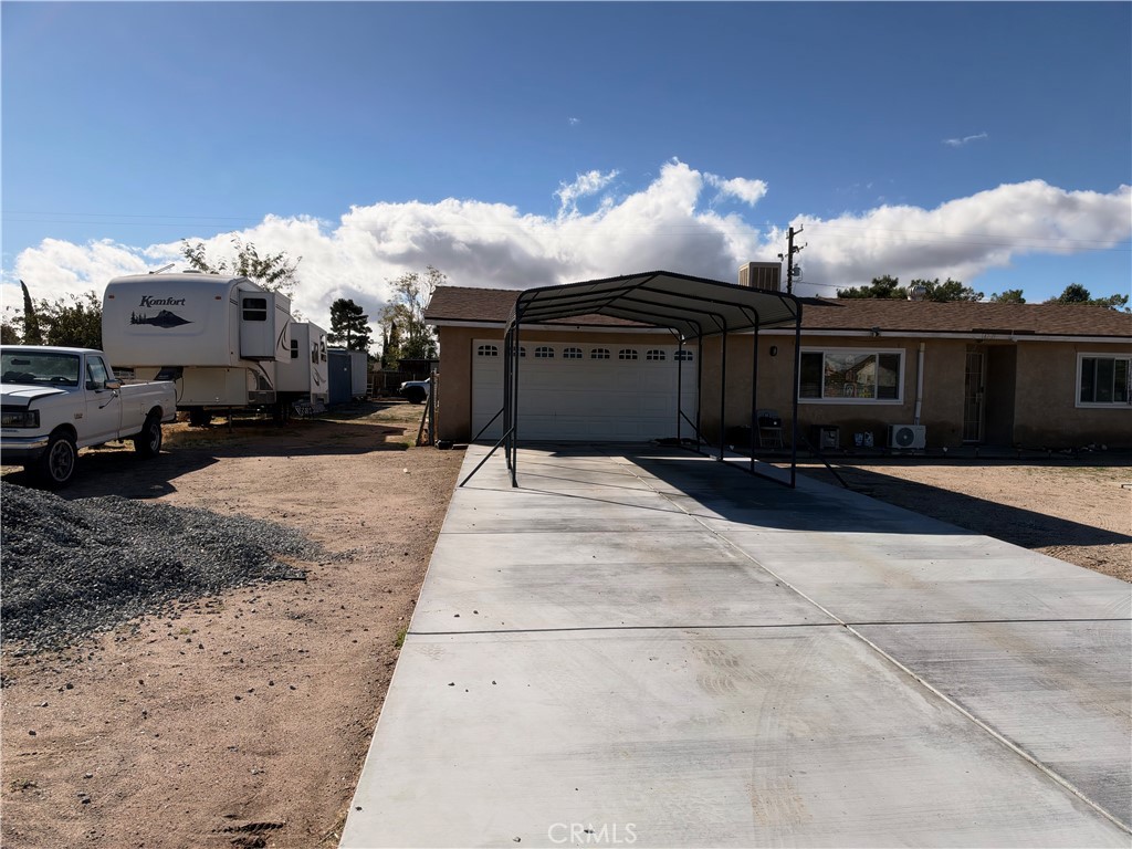 14737 Yucca Property Photo 2
